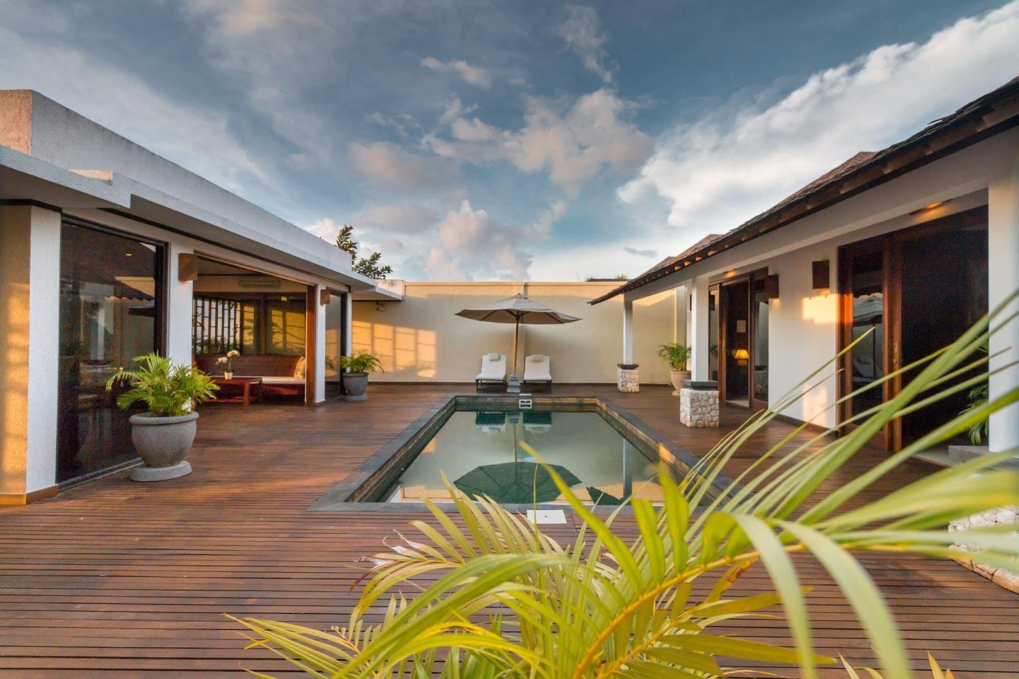 Airis Luxury Villas And Spa Uluwatu Exterior foto